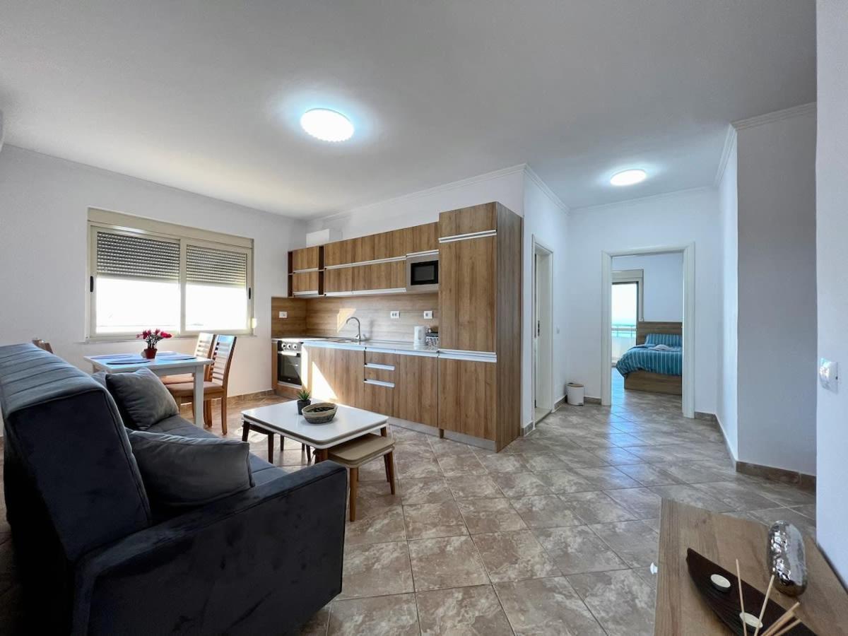 Divine 642 Apartman Durrës Kültér fotó